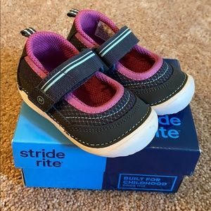 Stride Rite Gwyn Baby Girl Size 4.5